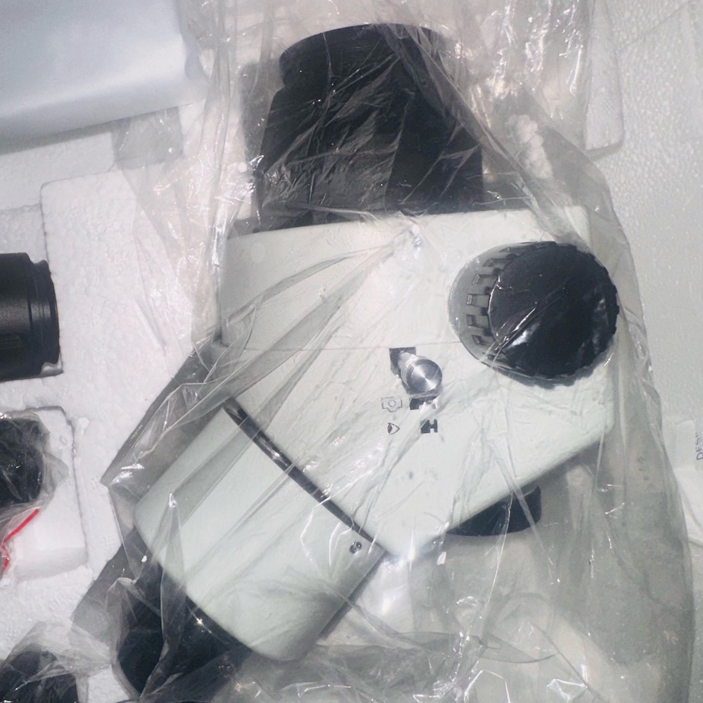 Precision Zoom Stereo Microscope - Picture 6 of 9